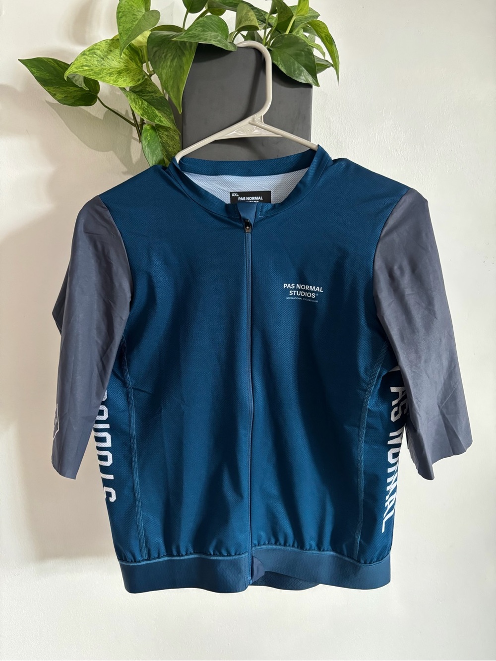 Pas Normal Studios Solitude Cycling Top